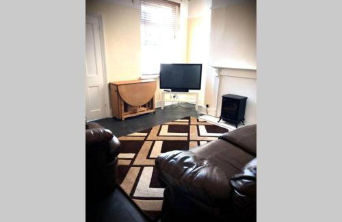 The Manchester Pad - 3BR Entire house with parking - Foto 13