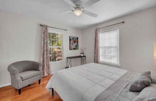 Walk to ACL, Fire Pit, Fenced Yard, SoCo Spot - Foto 14