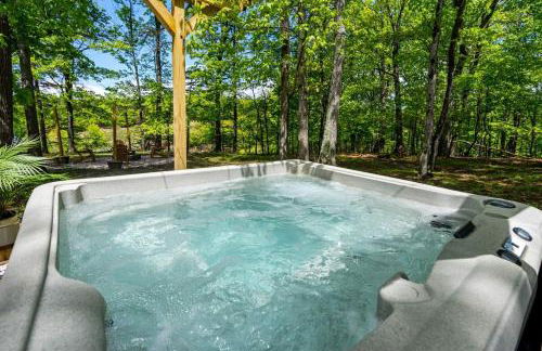 Modernized Log Cabin w Hot Tub Fire Pit & Views - Photo 34