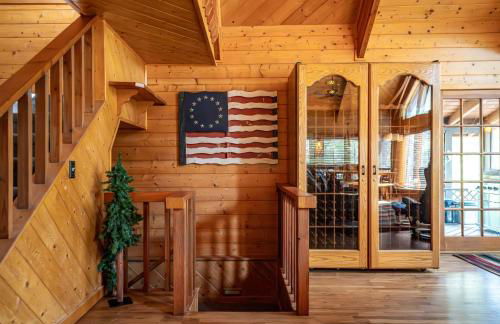 The Lodge Large Cabin, 17 Acres, Playground, Forest Access - Foto 32