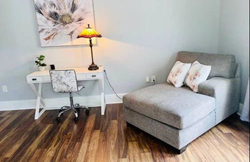 CHERRY STREET LUXURY- SHOPPING-DINING-BY DOWNTOWN AND HOSPITALs - Foto 3