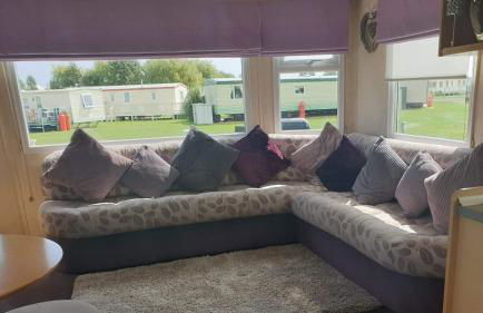 L25 L&g caravan hire 6 berth millfields family only and lead person must be over 30 MAX 4 ADULTS - Foto 14