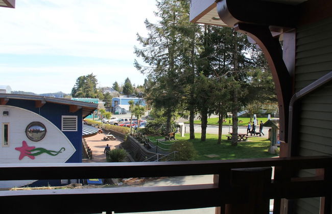 Ocean's Edge - Photo 31