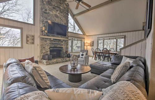 Mountaintop Wintergreen Resort Home with Deck, Views - Foto 4