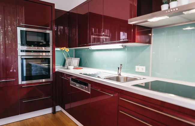 YoHome - Luxury Downtown Apartment - Photo 26