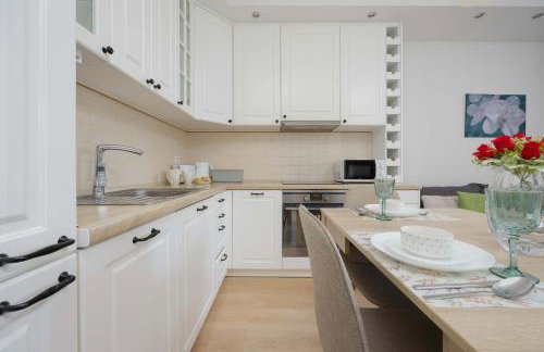 Family Apartment with Parking in Pruszków by Noclegi Renters - Foto 9