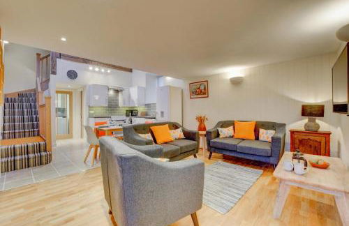 3 Bed in Machynlleth oc-bow91 - Photo 1