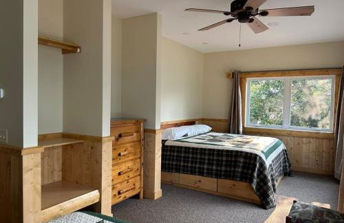 The Lodge at Pine Cone Lodge for Large gatherings! - Foto 33