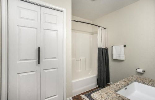 3-bedroom 2 bath With Hot Tub Near Winstar - Foto 5