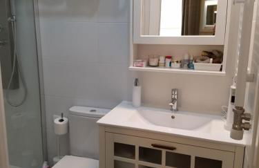 Apart 2 bedrooms 2 bathroom 30 nigth min WiFi washmachime elevator AC heather - Foto 6