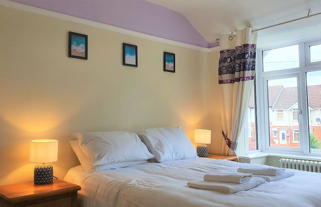 Large 5 Bedroom House Terrace Parking - Foto 5