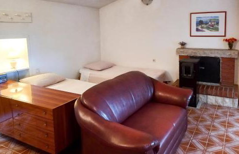 Amazing Home In Koromacno - Foto 3