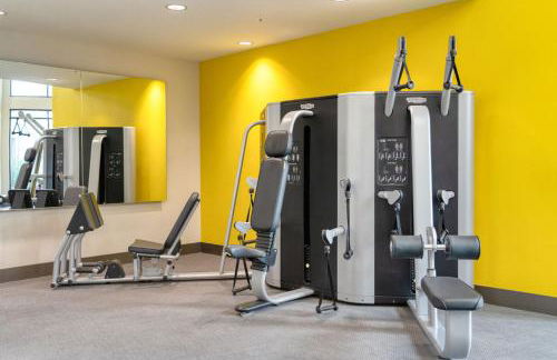 Blueground Centennial pool nr Red Morton Park SFO-852 - Foto 20