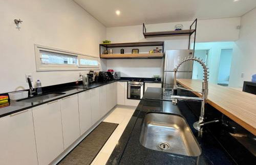 Casa de Praia Nova em Mariluz com Suíte! - Foto 13