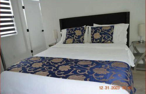 Dimond Abode Vacation Rental, Oakland California Dimond District - Photo 30