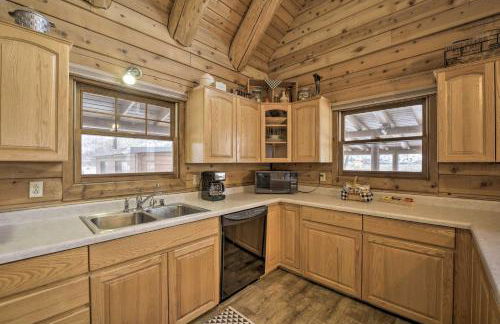 Cottonwood Cabin with Private On-Site Fly Fishing! - Foto 13