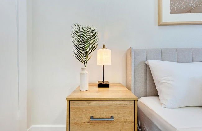 Charming Florida Beach Home w King Bed Patio - Photo 18