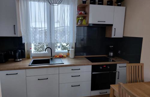 Uroczy Domek z Kominkiem - Foto 3