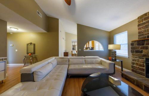 Cozy Retreat 3bdrm 2bath house with deck - Foto 2