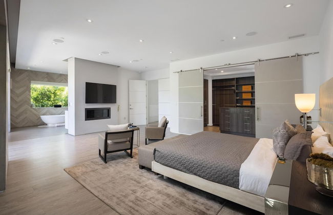 Alfred Villa - Photo 5