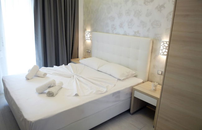 Litsa Apartments - Photo 5