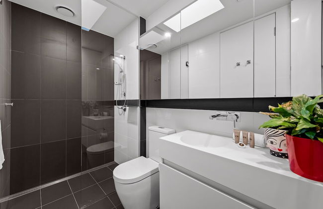 StayCentral - East Brunswick Penthouse with Study - Foto 19