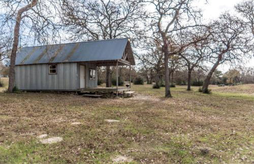 Cozy Rustic Cabin Rental on Private Ranch for Weekend Getaway from Austin - Photo 15