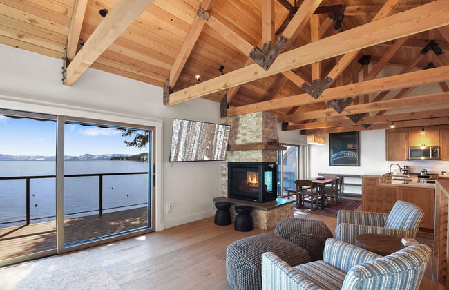 Soak in Luxury Lake Views of Tahoe From Deck - Foto 36