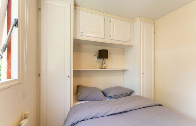 Serene Forest Stay With Comfort - Photo 3