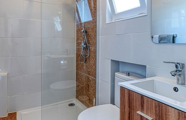 Serena Magnificent Four Bedroom Villa - Photo 15