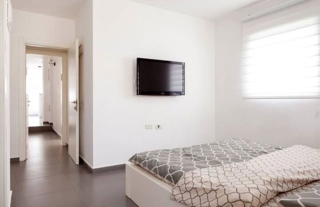 Amazing APT Bat-Yam Near Beach - Foto 5