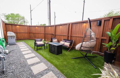 Downtown Escape - Backyard, Game room and Free Parking - Foto 1