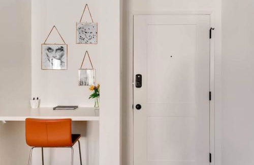 Sophisticated Long Beach Suite with Patio Dining and Parking NRP21-00185 - Foto 27