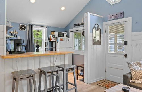 Sunset Shores - Sunflower Cabin #4 by Simple Life Rentals - Foto 5