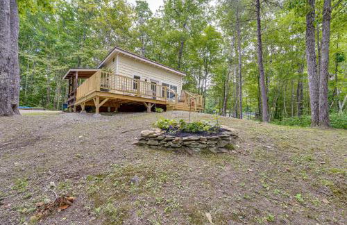 Private Dock and Deck Tranquil Dam Pond Cottage! - Foto 26