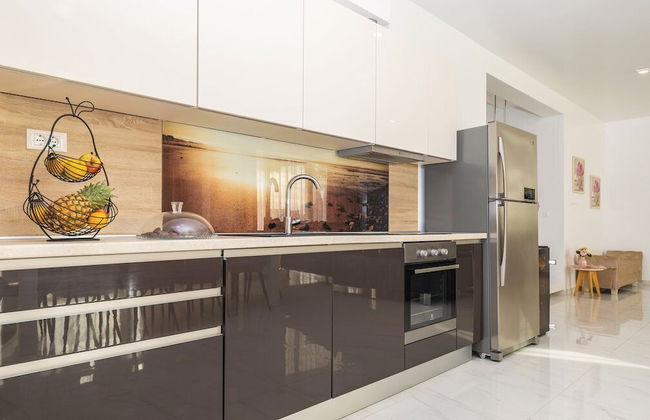 Beachfront Villa Baronessa with Pool - Photo 13