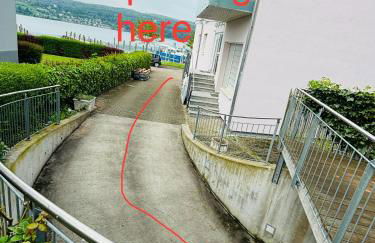 Lakefront View Entire Apartment with 2 bedrooms, 2 full bathrooms & Balcony Waterview - Foto 65