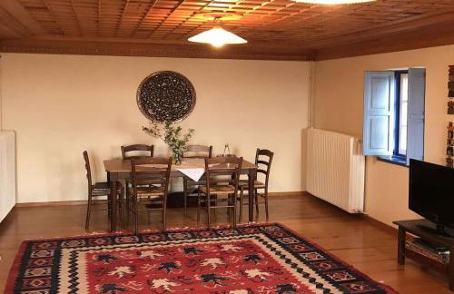 Chariklia Traditional House - Photo 15