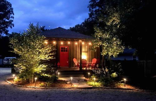 Wanderlust - completely renovated downtown cottage - Foto 14