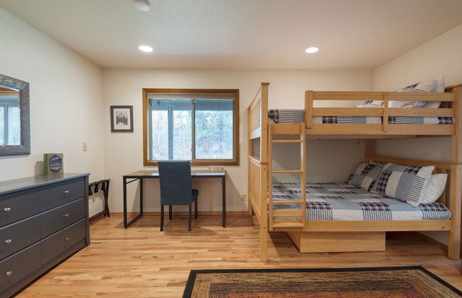 River Meadows by Avantstay Near River Access to Private Boat Ramp - Photo 24