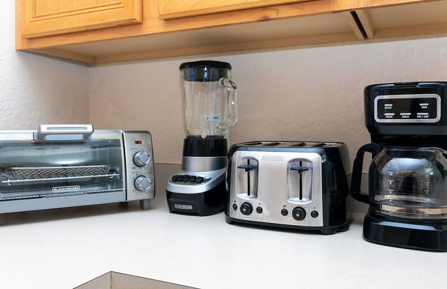 The Regal Hideaway - Photo 20