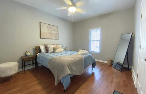 Orange Crush Cottage- Downtown Beaches & Dining - Photo 5