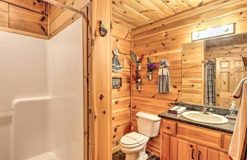 Wheelchair-Accessible Murphy Cabin with Fire Pit! - Foto 21