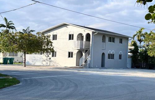 Stylish Studio Apartment By Miami International Airport - Photo 18