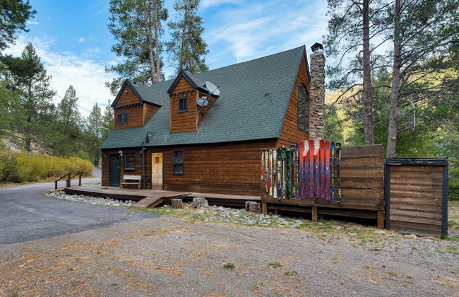 Riversong Lodge by Avantstay Sauna + Hot Tub On The Truckee River - Photo 34