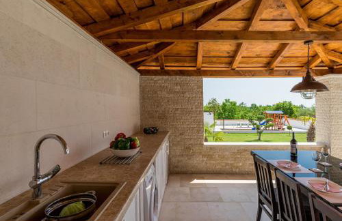 Villa Anela - Photo 41