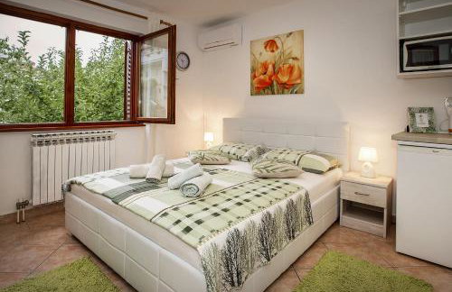 Apartments Juranic I - Photo 8