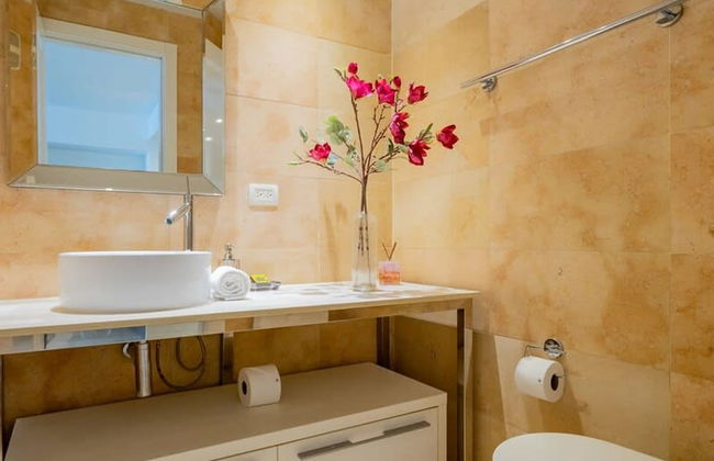 w Amazing 1BR With Balcony in YOO - Foto 27