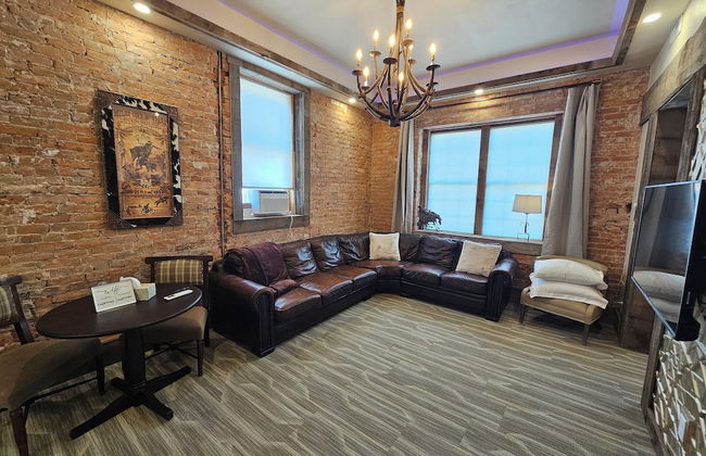 Eaglescape Suites and Event Center - Photo 21