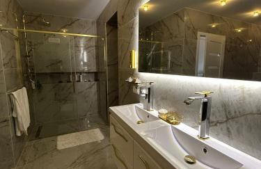 Luksusowa Ekskluzywna willa z sauną,siłownią dużym ekskluzywnym salonem na wyłączność eksluzywny duży dom 2 poziomy-dom nowoczesny styl elegancki 3 łazienki , sypialnia,salon, 2 duże garaże POMYSŁ NA JESIENNO ZIMOWY WYJAZD wolne terminy !! - Foto 80